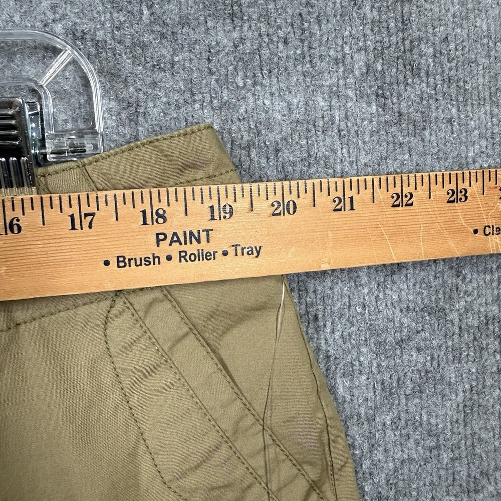 Canyon River Blues Women's Cargo Bermuda Shorts Size 18 Khaki Tan Stretch NWT - Picture 8 of 10
